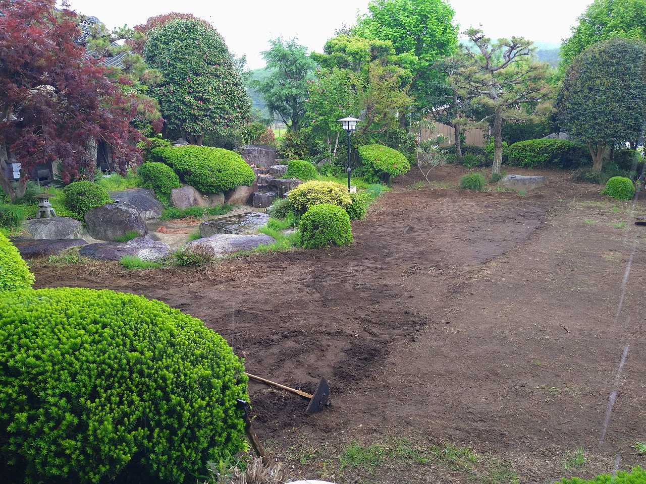 芝張り 自分で やり方