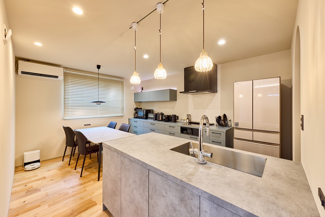 キッチン グラフテクト ダイニング 照明 ナチュラル モダン