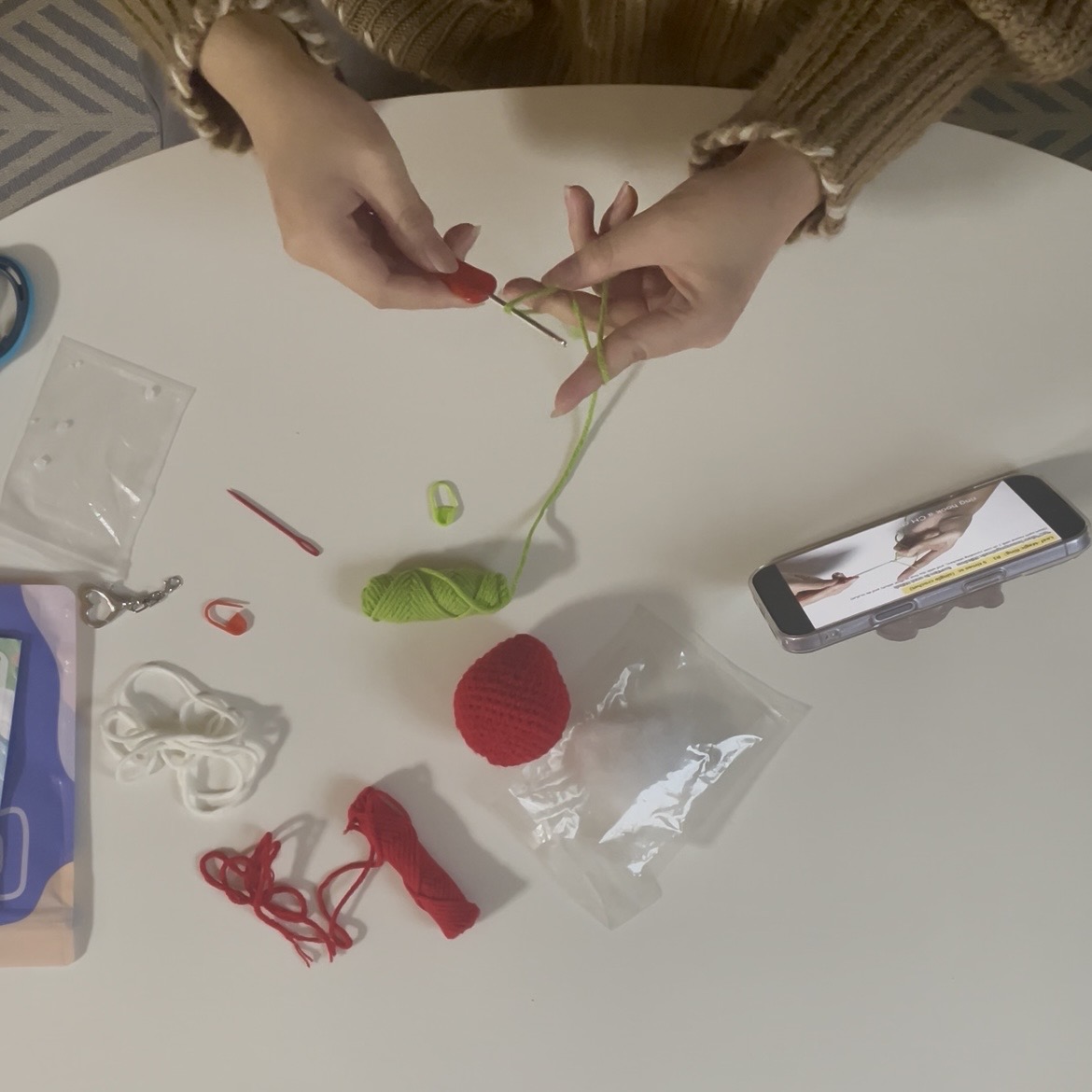 いちご　編みぐるみ　編み物　初心者　キット　ニノマド